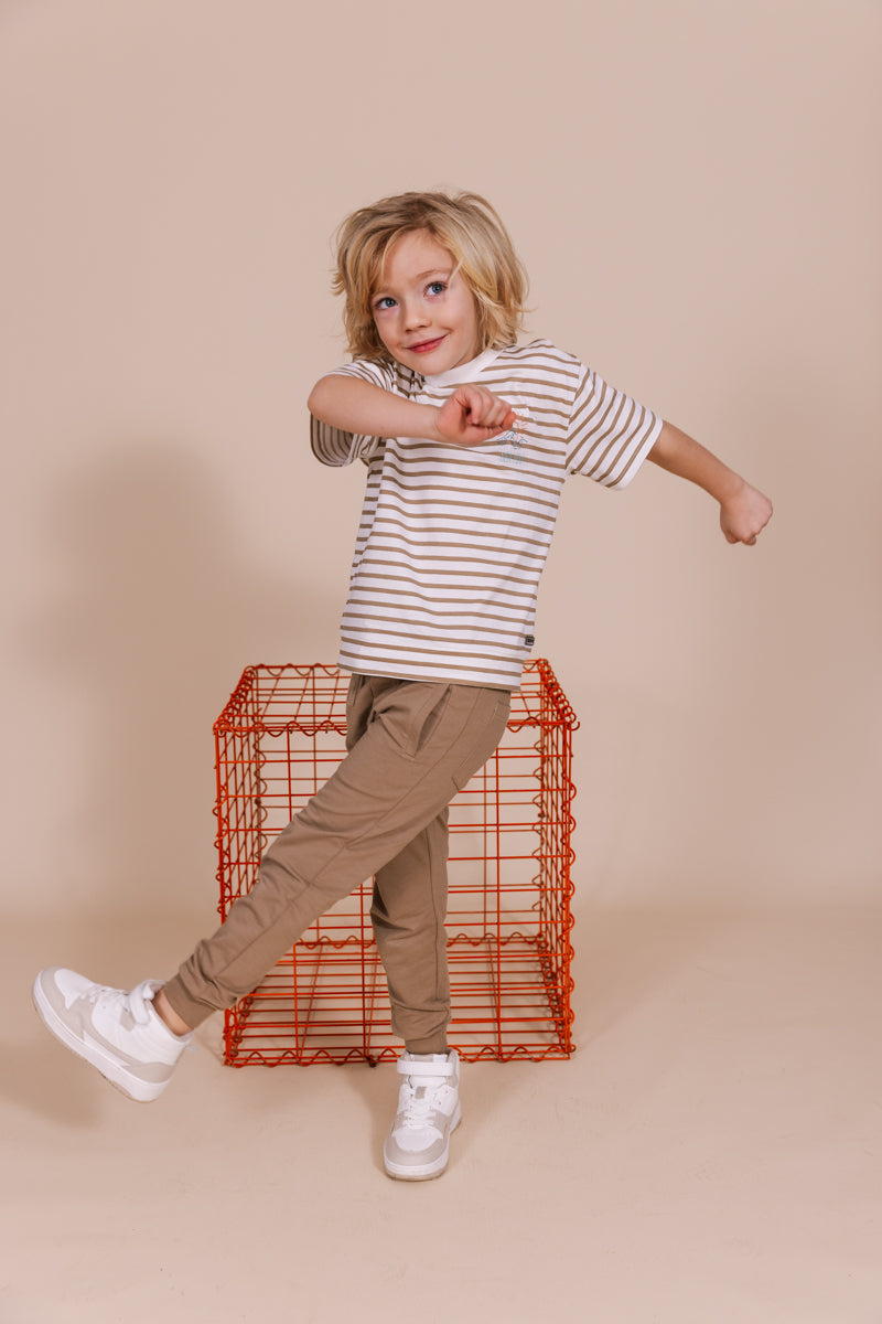 Shirt Bruin | AOP Brown Stripe