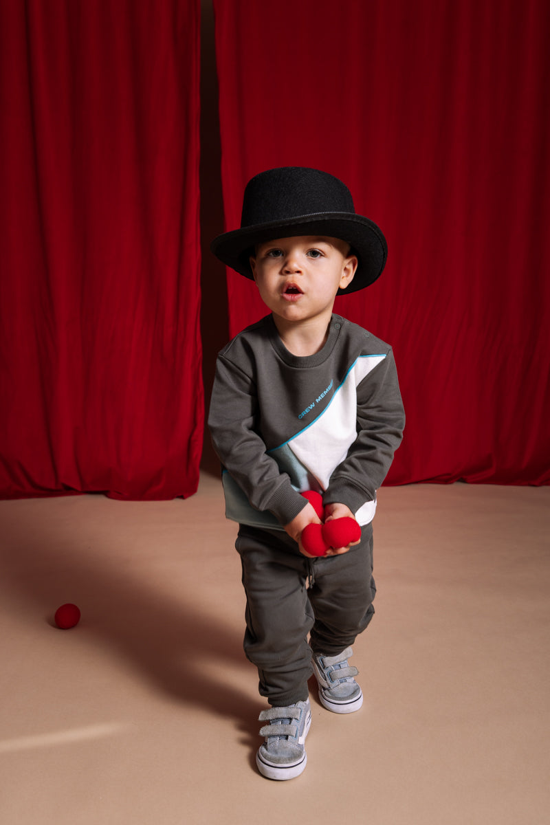 Sweater donkergrijs | Dark Grey