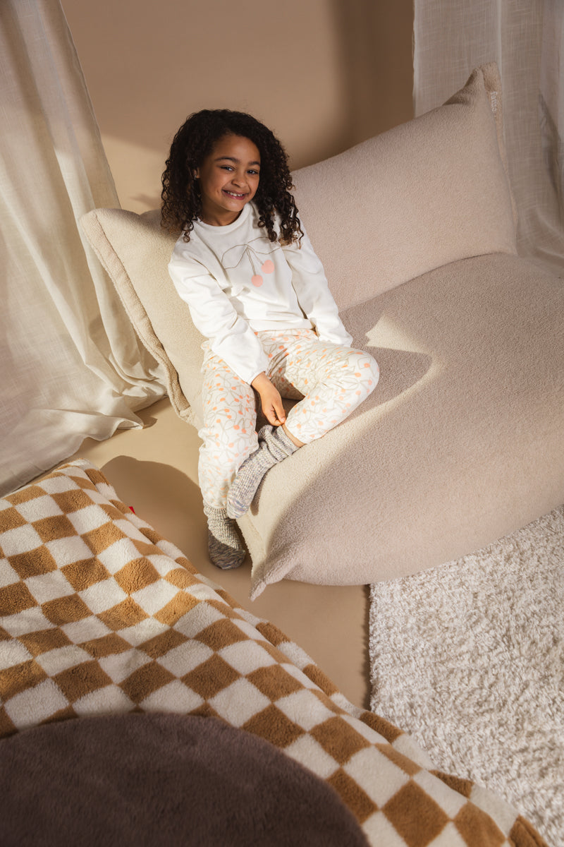 Pyjama gebroken wit met kersenprint | AOP Orange Sketch