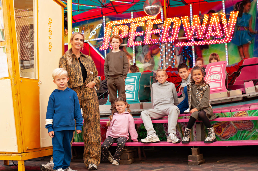 Gilet & bodywarmer zwart | AOP Brown Animal Jacket